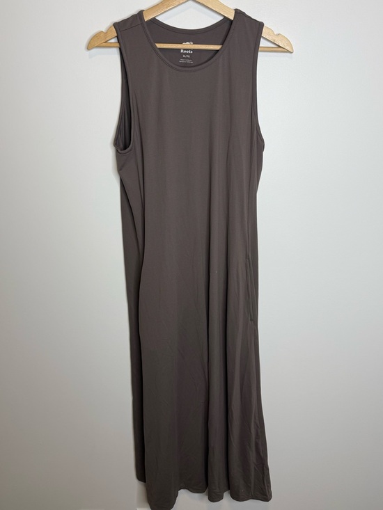 Roots Dresses & Skirts - Roots Sleeveless Maxi Dress in Taupe brown size XL